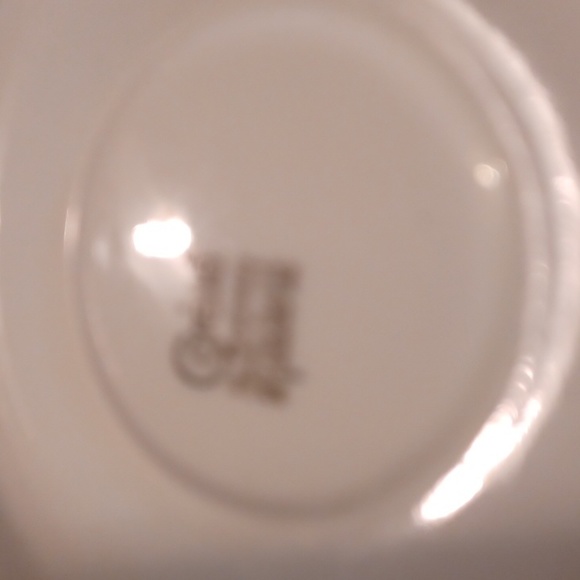 Corelle livingware by Corning 4 cup and saucer set butterfly design - Picture 4 of 5